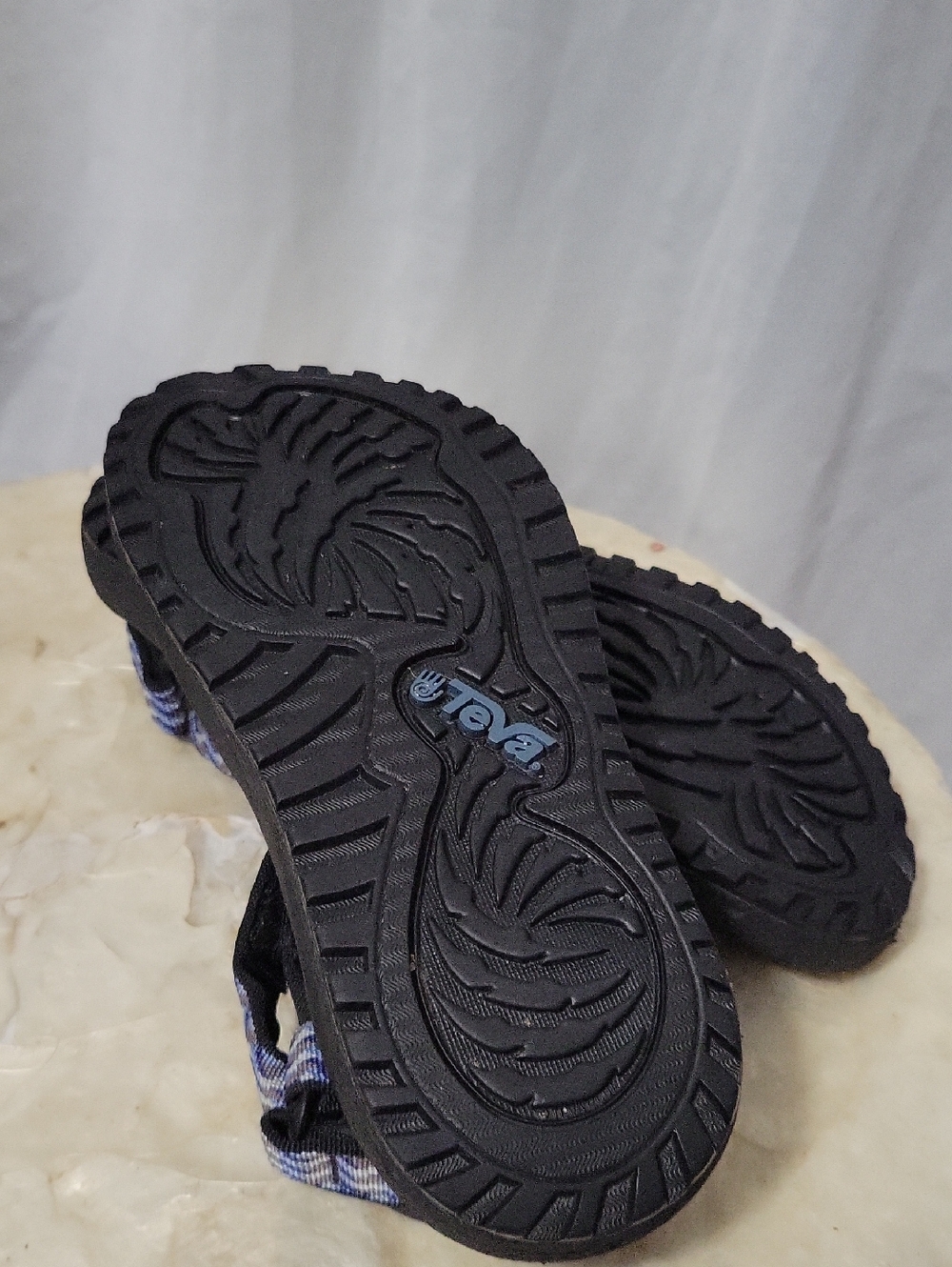 Teva  Black and Blue Sandals Sz 7 women's - Picture 5 of 6